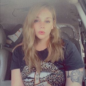 Meet your Posher, Nikki